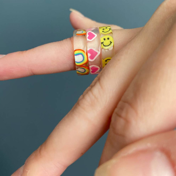 Y2k acrylic chunky emoji rings - Picture 7 of 8